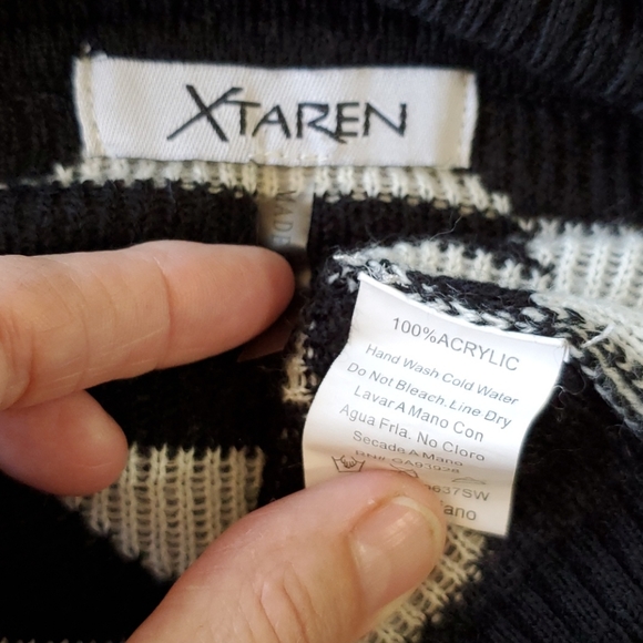 XTAREN Oversize Aztec style print black and white open front cardigan Med. - Picture 3 of 5